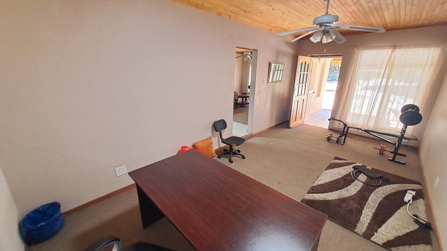 4 Bedroom Property for Sale in Pellissier Free State